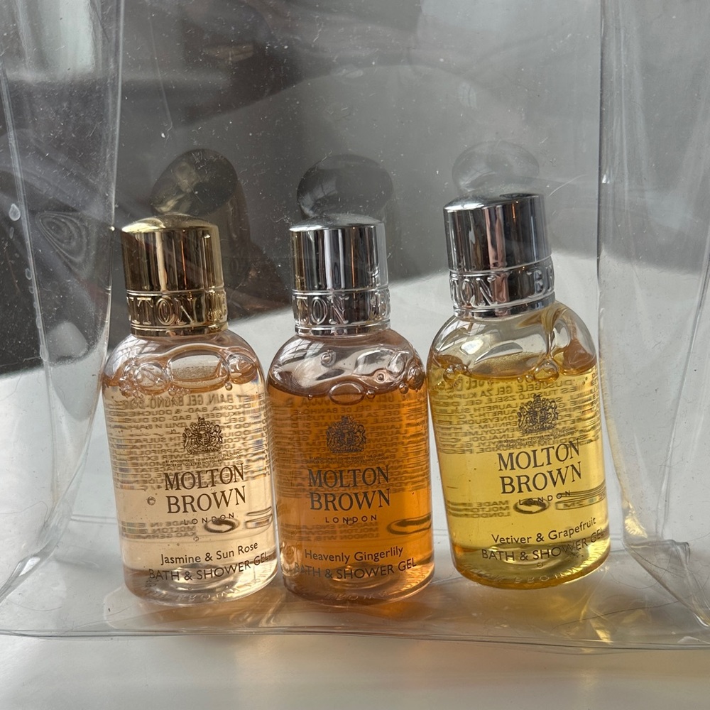 Molton Brown Body Wash Trio - Picture 2 of 7